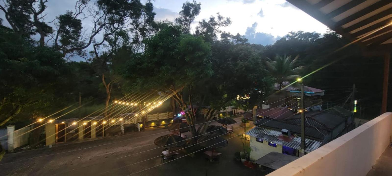 The Empyrean Airport Transit Hotel Katunayaka Exterior foto